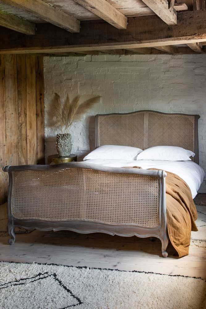 cottage-chic-bedroom-idea-cottage-bedroom-ideas-