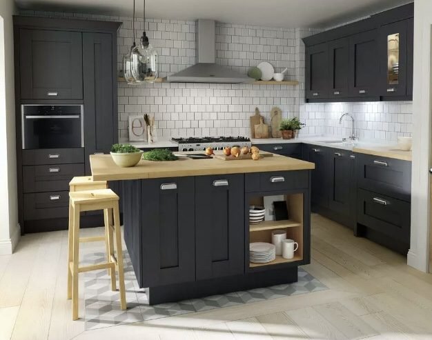 black kitchen colour scheme