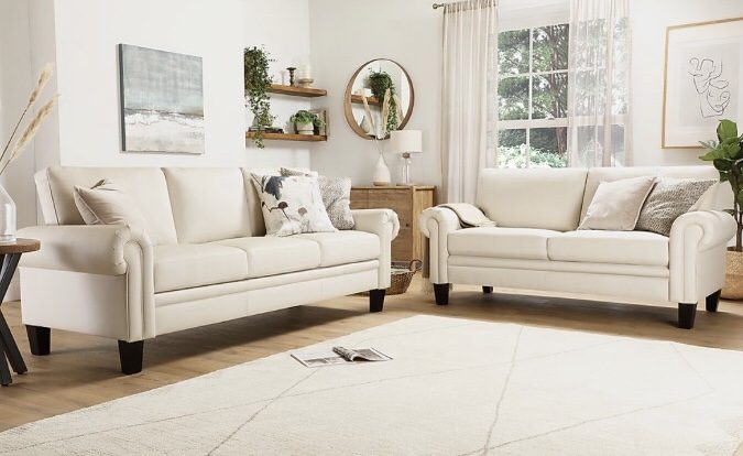 White living room- best living room colour schemes