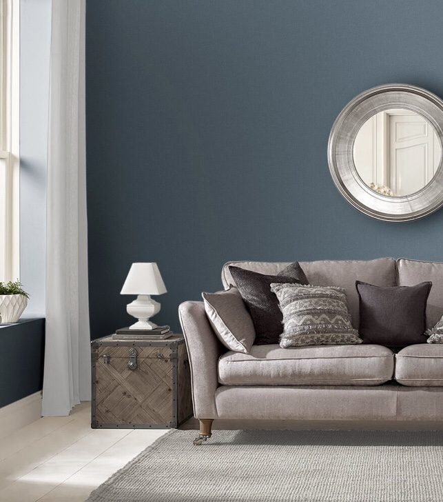 Black living room paint  - best living room colour schemes