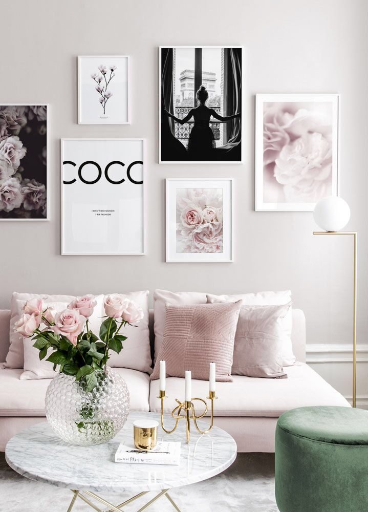 Glamorous and fashionable wall art for a girls room 