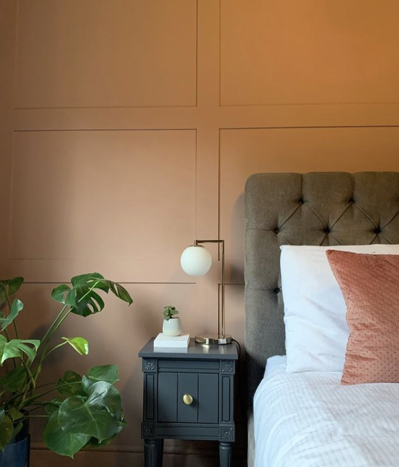 rose-pink-bedroom-panelling-idea