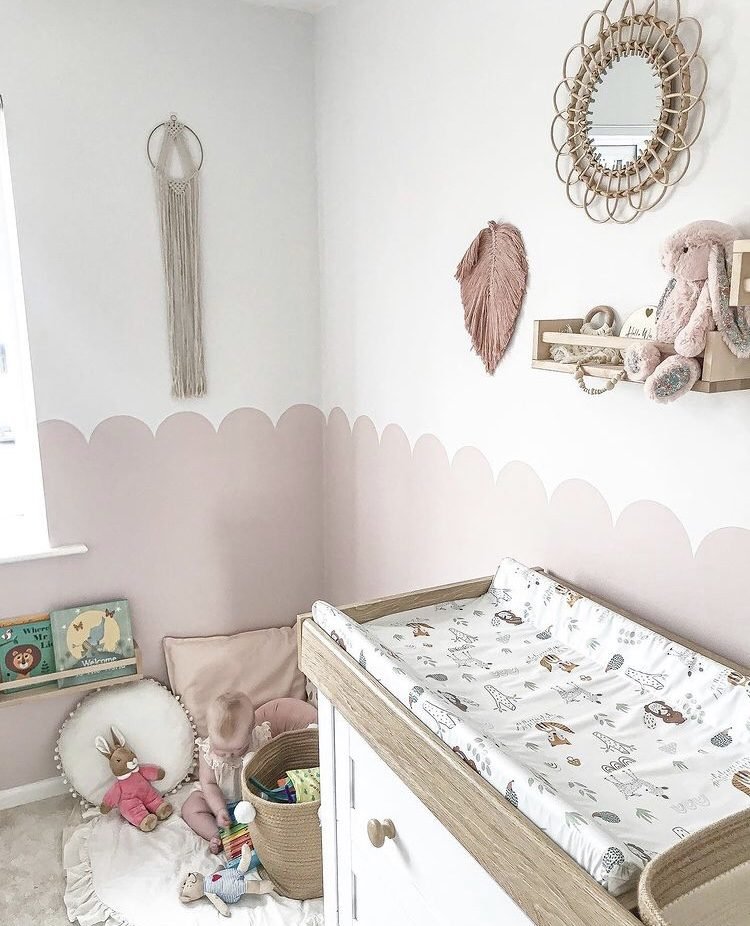 pink and white baby nursery room idea