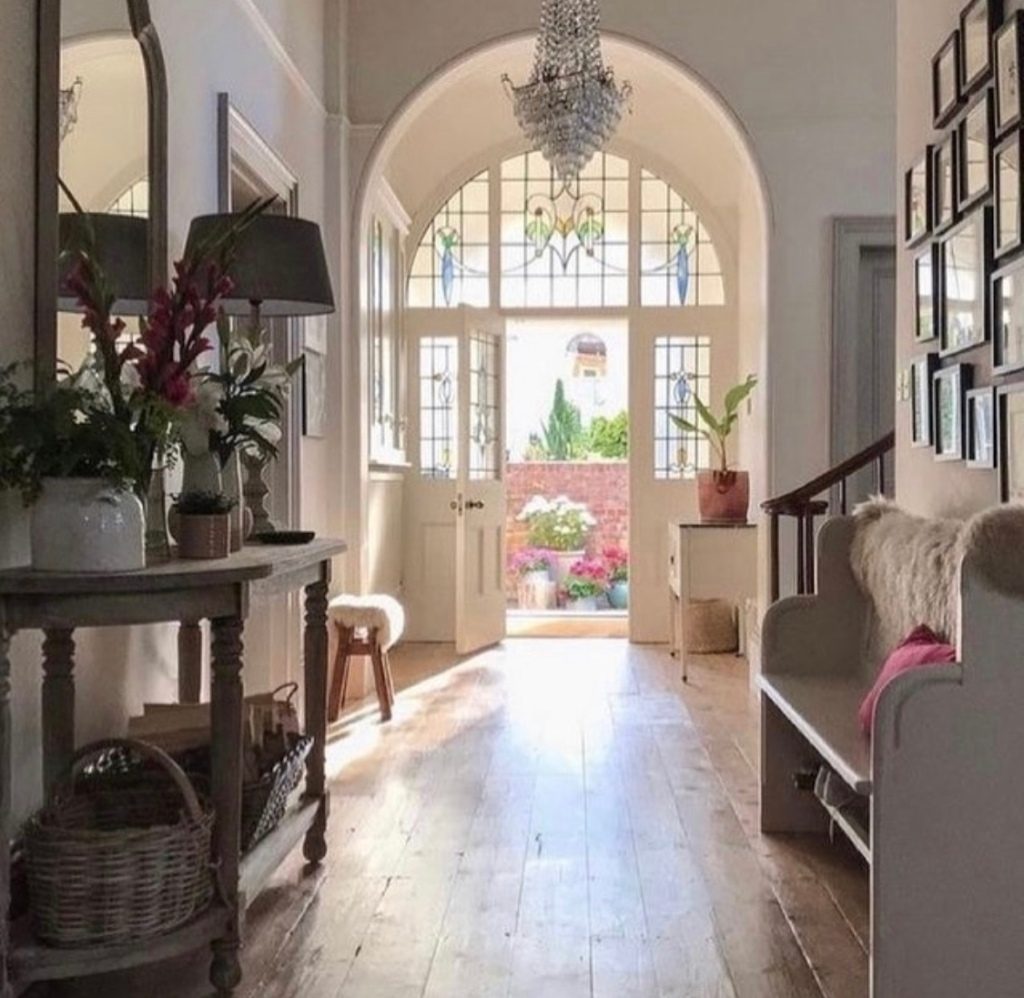 How to decorate your hallway - Ideas for a beautiful entrance