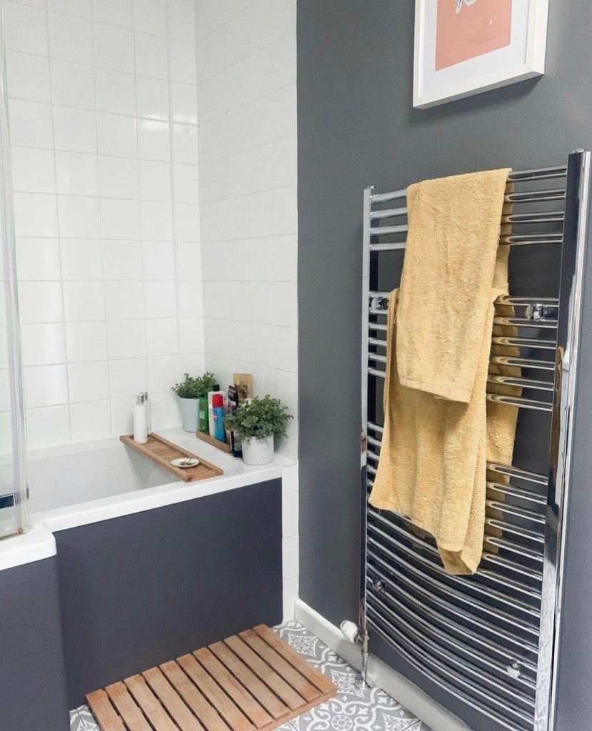 small grey and white bathroom