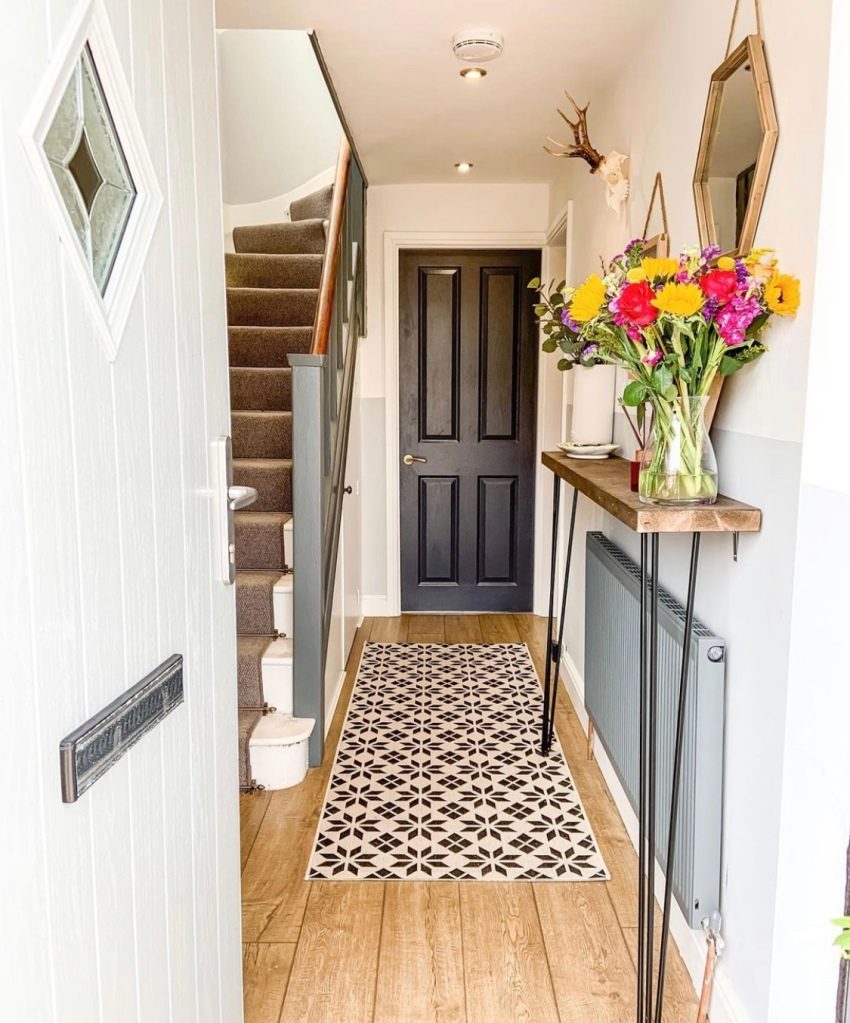 BEST narrow hallway ideas - Make your entrance feel bigger with these tips