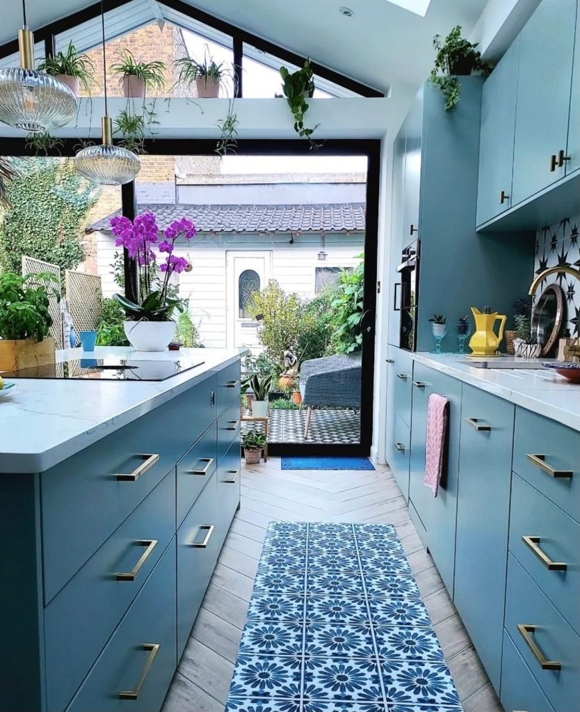 Beautiful Blue Kitchens That Will Instantly Calm Your Stress