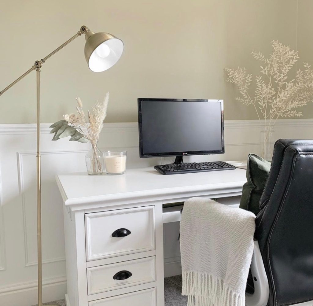 beige and white home office idea