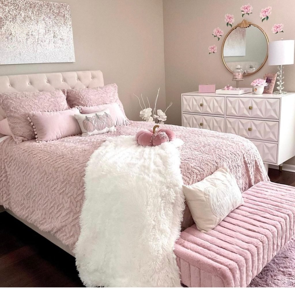 pink bedroom tour