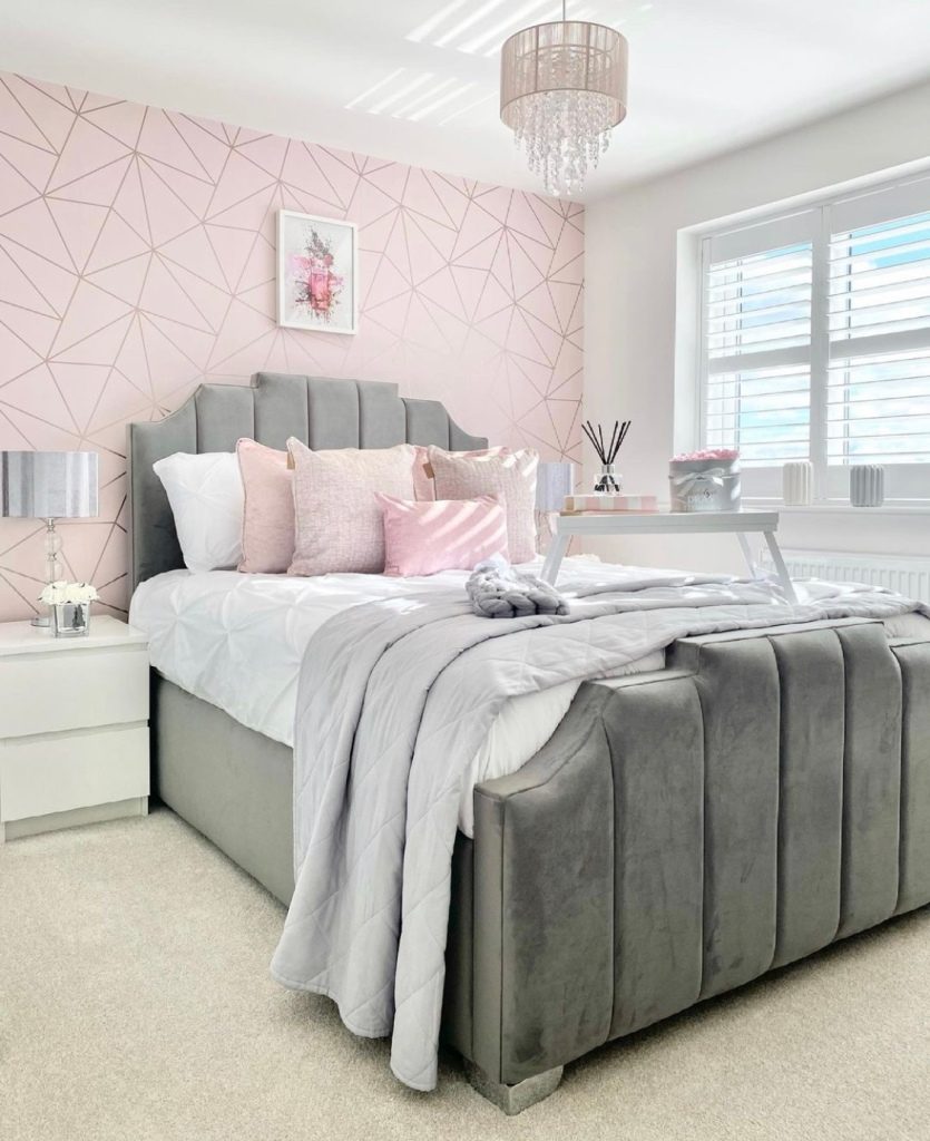 Pink bedroom colour ideas
