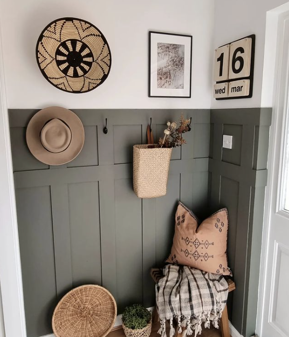 neutral-hallway-ideas-dark-green-hallway-8810868