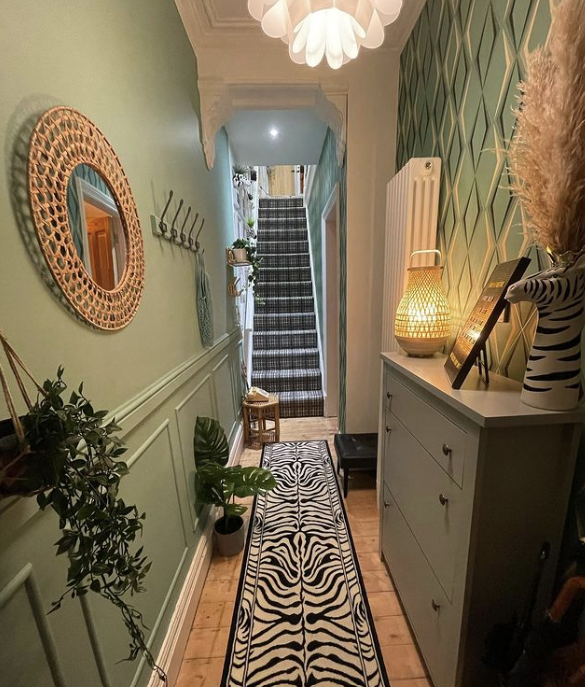 neutral-hallway-ideas-green-eclectic-hallway-9461037