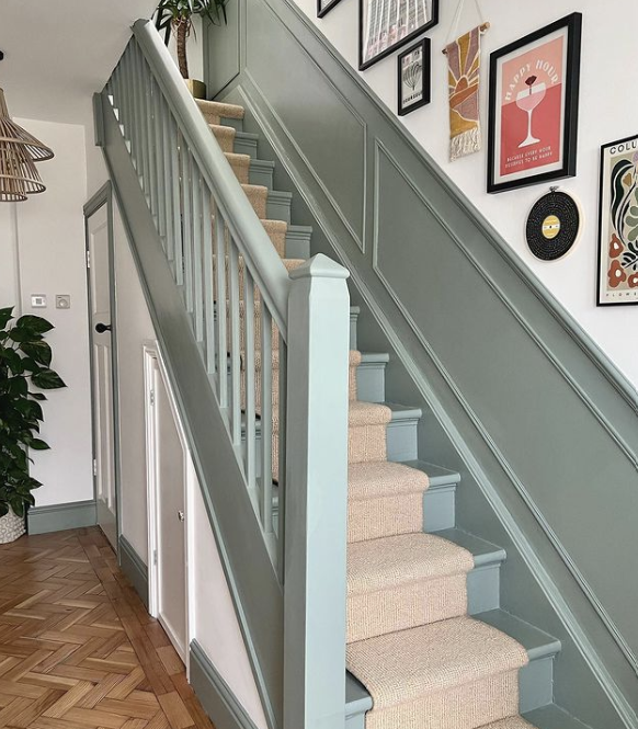 neutral-hallway-ideas-green-hallway-1-1-8502398