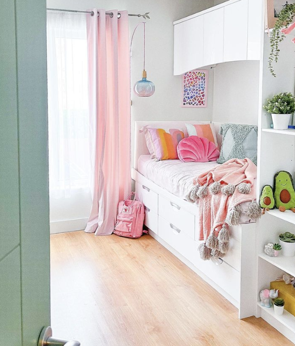 How to decorate a girl’s bedroom: whimsical themes and ideas - Style ...