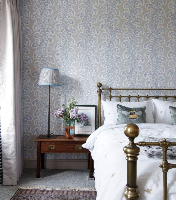romantic-bedroom-colours-for-couples-elegant-blue-bedroom