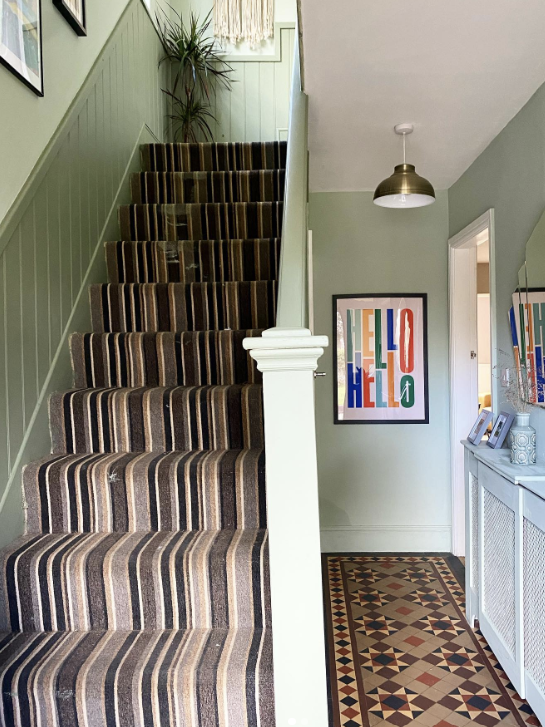 dulux overtly olive hallway