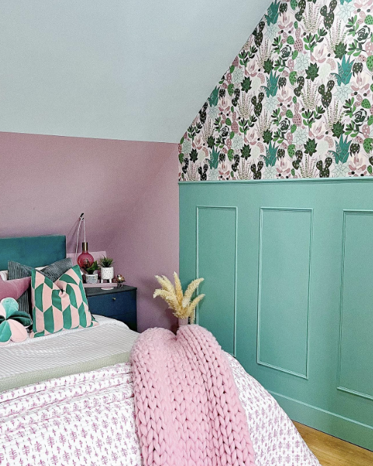 how to choose the right wallpaper for your home - wallpaper for small bedrooms