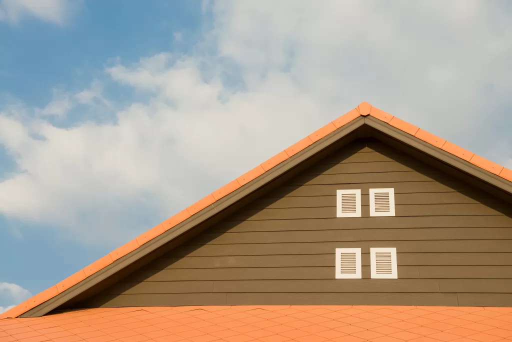 6 Clear Signs Your Roof Needs Replacing