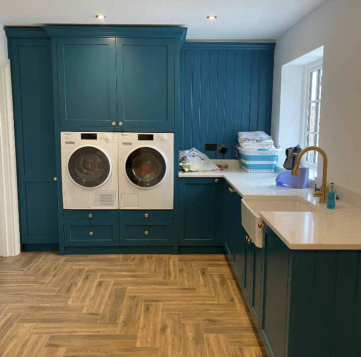Genius Small Utility Room Hacks That Will Blow Your Mind - blue utility room with custom built in cabinets
