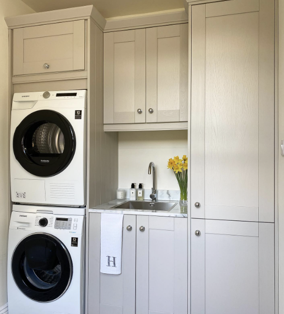 Genius Small Utility Room Hacks That Will Blow Your Mind - small utility room with built in cupboard units for washer and dryer