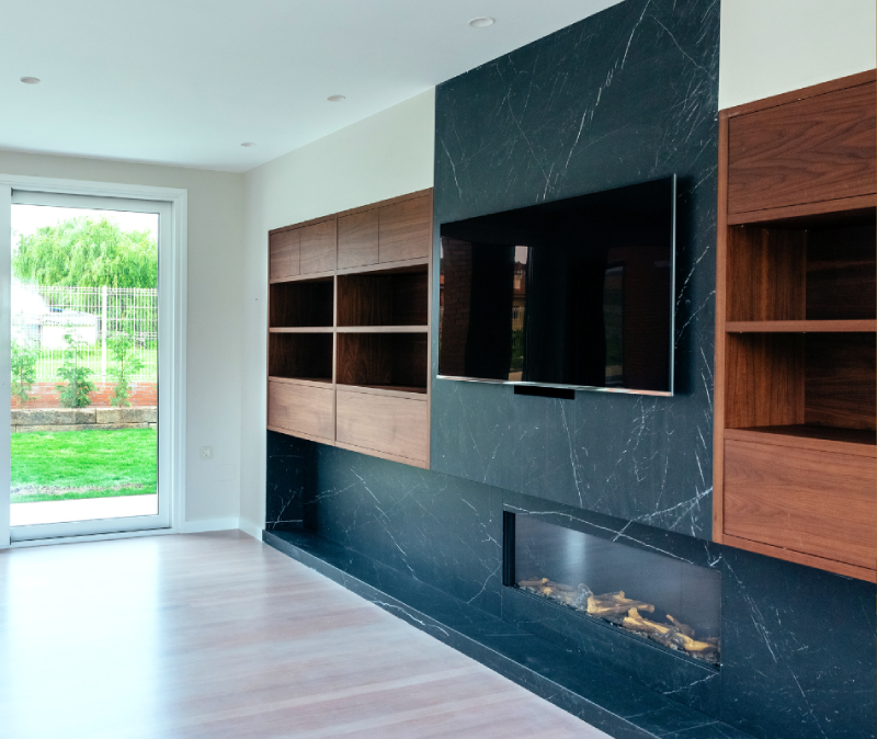 inset tv fireplace idea in an open plan living room