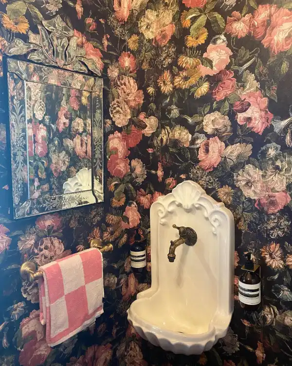floral quirky downstairs toilet idea