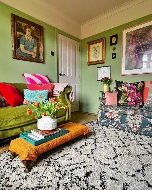 green maximalist living room idea