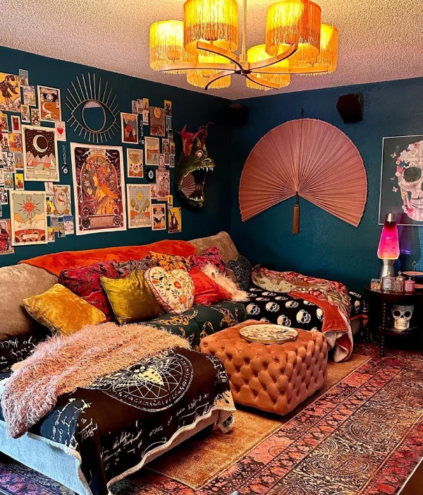 maximalist living room ideas - colourful artwork