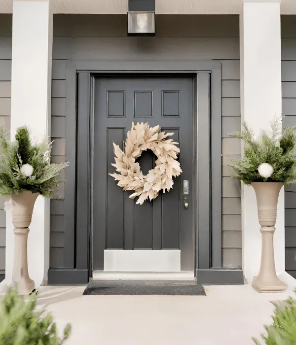 neutral door wreath with black door