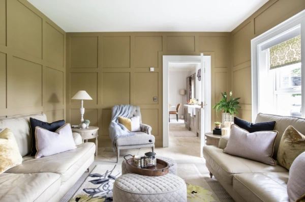 square wall panelling in a living room