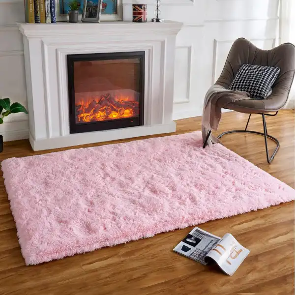 Shaggy pink rug for living room