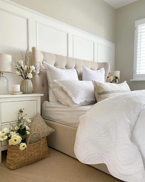 neutral bedroom paint colours - pure brilliant white by dulux