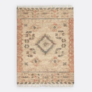 patterned neutral rug for bedroom